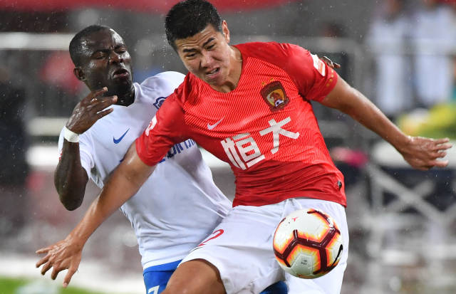 打破了女子 打破了女子