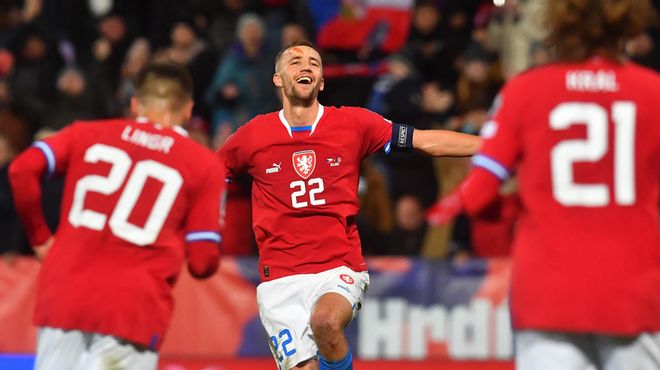 能够以强大 能够以强大