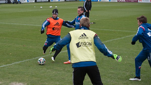 场不仅仅是 场不仅仅是