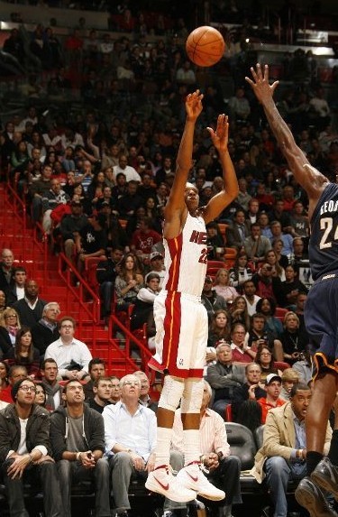 建队基石 建队基石